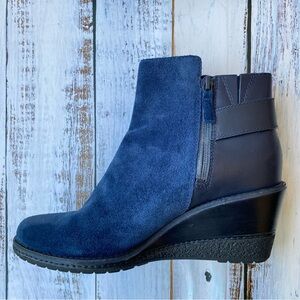 Cole Haan Nike Air Rayna Suede Leather Wedge Booties Ankle Heel Boots Womens 8.5